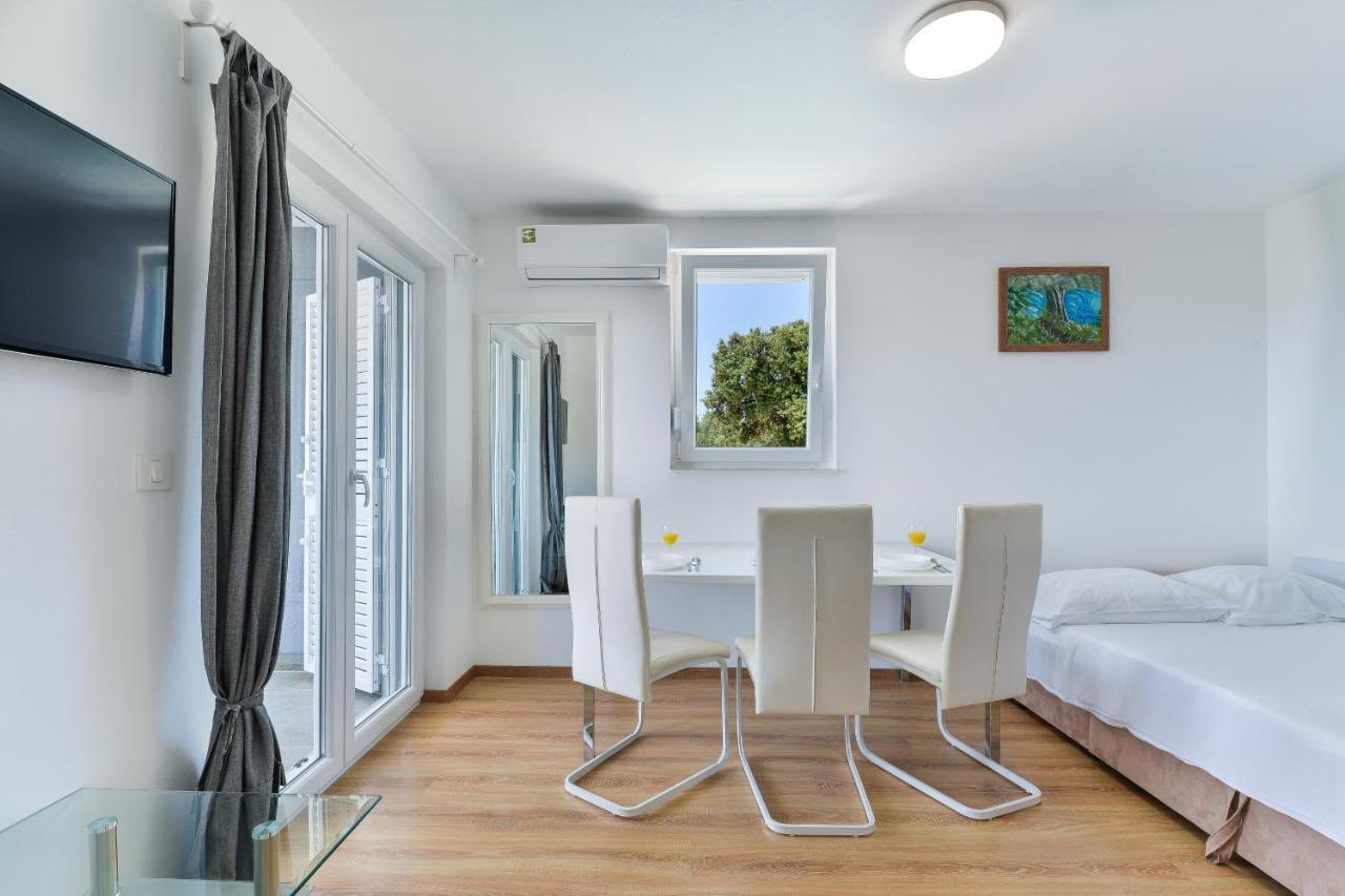 Royal Apartments نوفاليا المظهر الخارجي الصورة